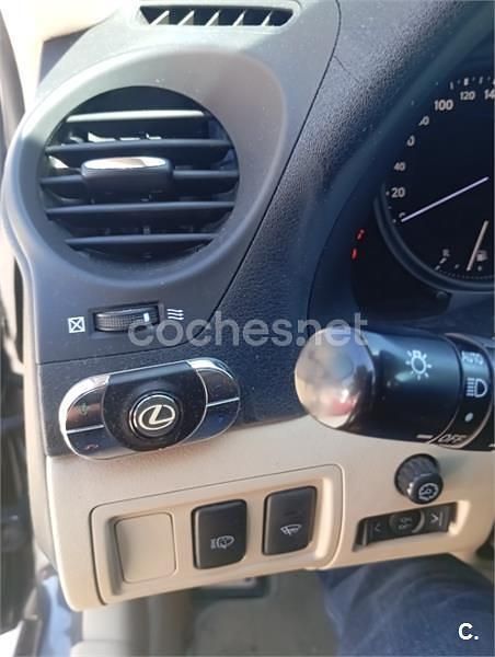 Usado Lexus IS220d Sport Line 177 CV (130 kW) 2008 Azul Berlina