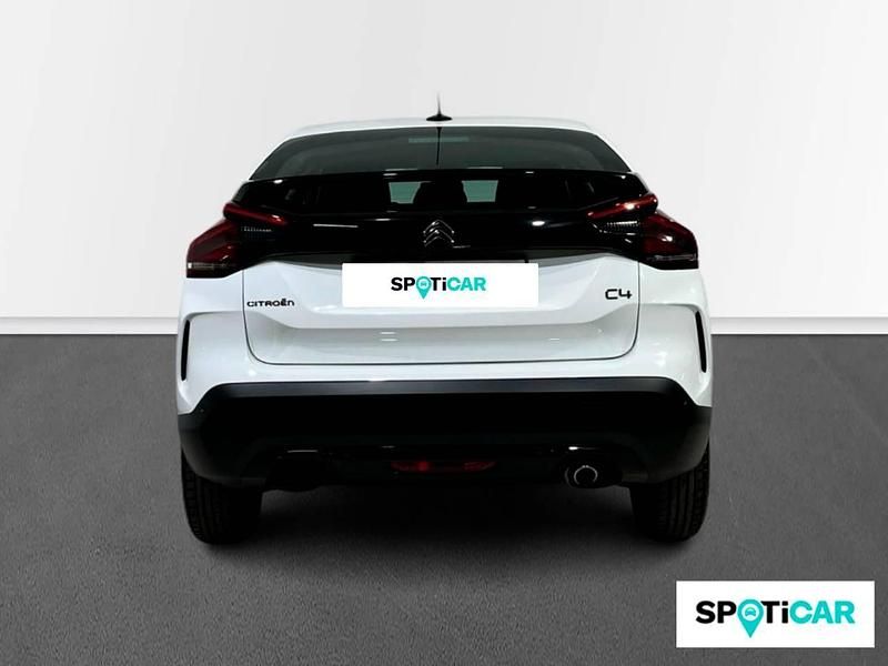 Usado Citroën C4 Feel 130 CV (95 kW) 2021 Blanco Berlina