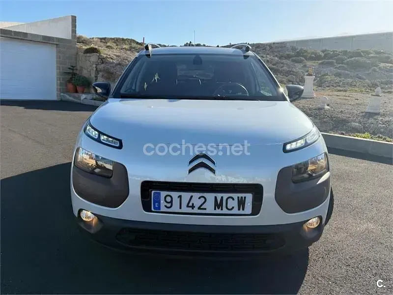 Usado Citroën C4 PureTech 82 CV (60 kW) 2016 Blanco Berlina