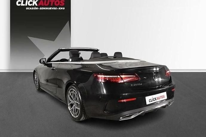 Usado Mercedes 220 AMG Line Premium Plus 194 CV (142 kW) 2023 Descapotable