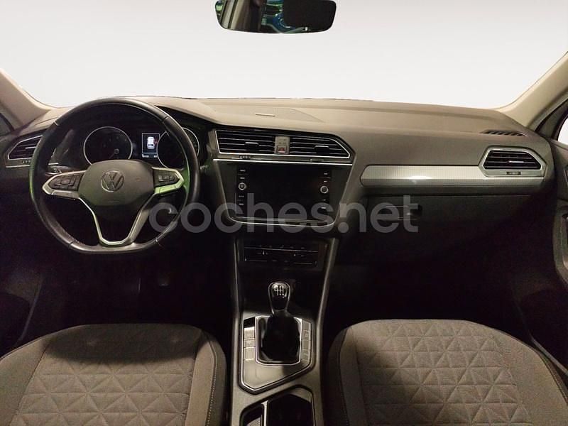 Usado VW Tiguan Life 150 CV (110 kW) 2021 Blanco SUV
