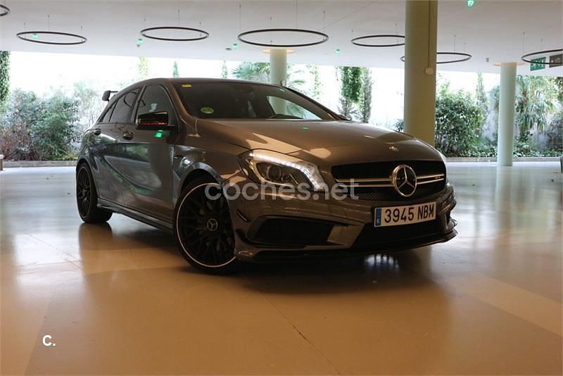 Gris / plata Usado 2013 Mercedes CLA45 AMG AMG Berlina | 24.000 € (Precio justo) - Imagen 1/4