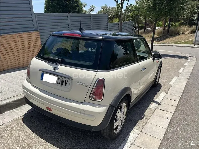 Usado Mini One D Seven 88 CV (64 kW) 2006 Blanco Utilitario