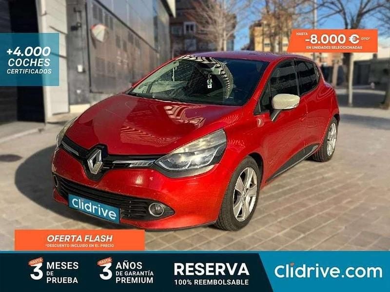 Usado Renault Clio IV Dynamique 90 CV (66 kW) 2014 Rojo Utilitario