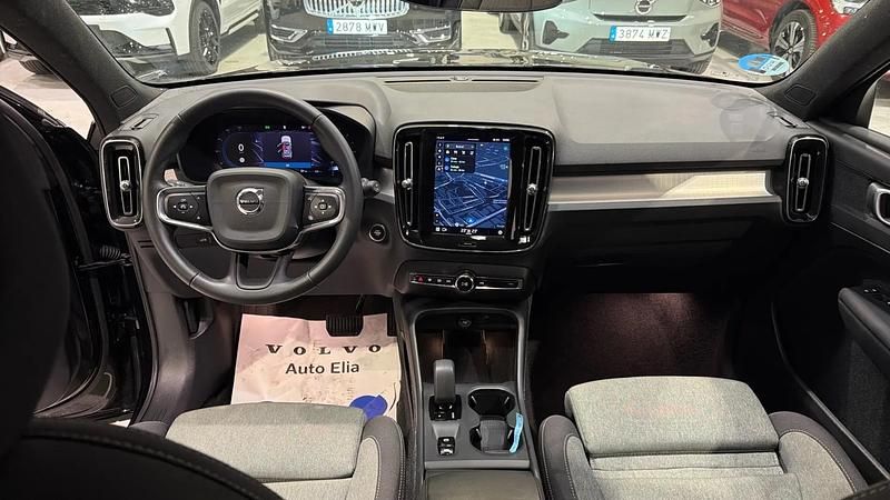 Usado Volvo XC40 Core 163 CV (119 kW) 2024 SUV