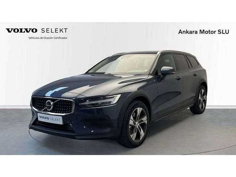 Azul Usado 2023 Volvo V60 Core Familiar | 47.350 € - Imagen 1/4