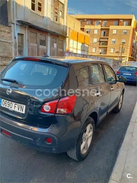 Usado Nissan Qashqai Acenta 140 CV (102 kW) 2007 Negro SUV