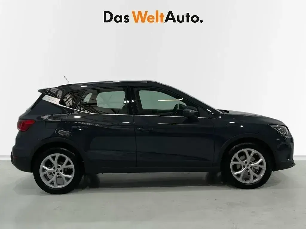 Usado Seat Arona FR 115 CV (84 kW) 2025 Rojo SUV