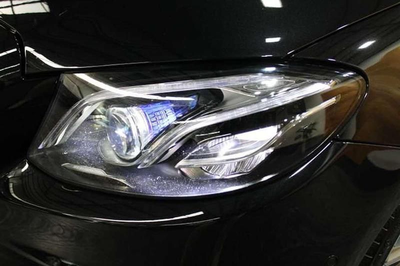 Usado Mercedes E220 194 CV (142 kW) 2018 Negro Berlina