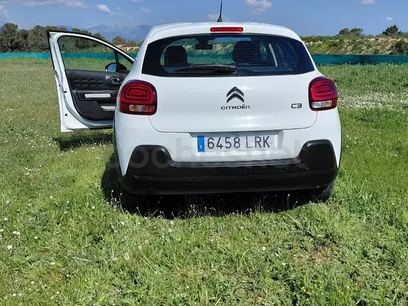 Usado Citroën C3 Feel 102 CV (75 kW) 2021 Blanco Utilitario