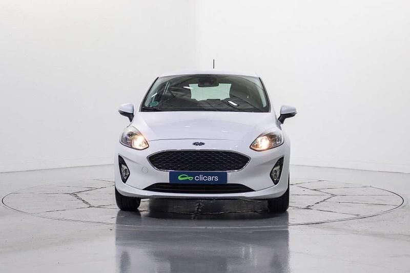 Usado Ford Fiesta Trend 75 CV (55 kW) 2020 Blanco Berlina