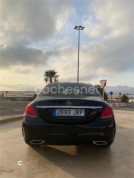 Usado Mercedes C220 AMG line 170 CV (125 kW) 2016 Negro Berlina