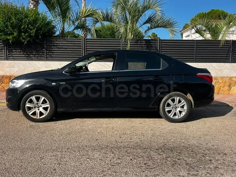 Usado Citroën C-Elysee I Exclusive 100 CV (73 kW) 2017 Negro Berlina