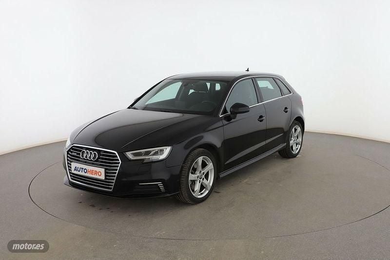 Usado Audi A3 204 CV (150 kW) 2020 Negro Berlina