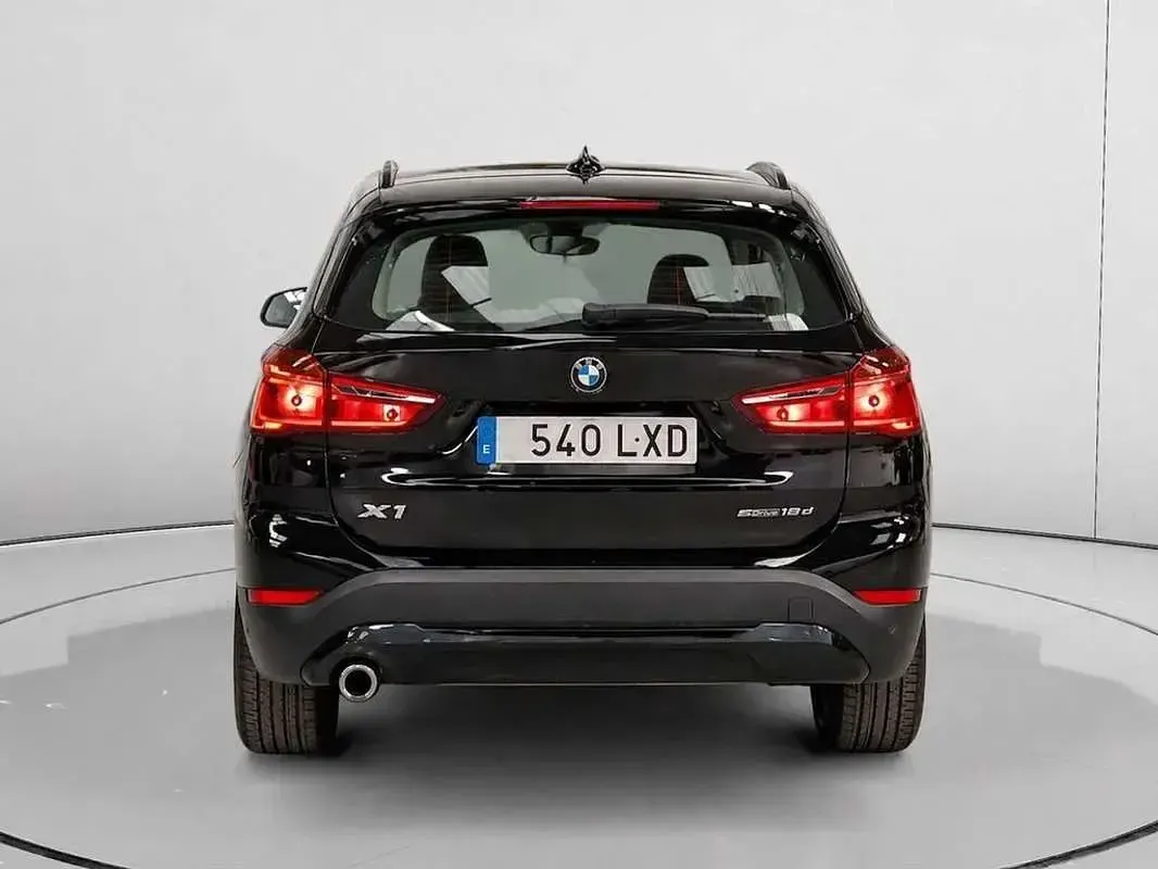 Usado BMW X1 Performance 116 CV (85 kW) 2022 Negro SUV