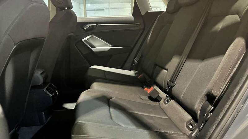 Usado Audi Q3 Advanced 150 CV (110 kW) 2019 Gris SUV