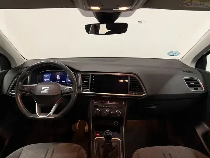 Usado Seat Ateca Style 150 CV (110 kW) 2022 Azul SUV
