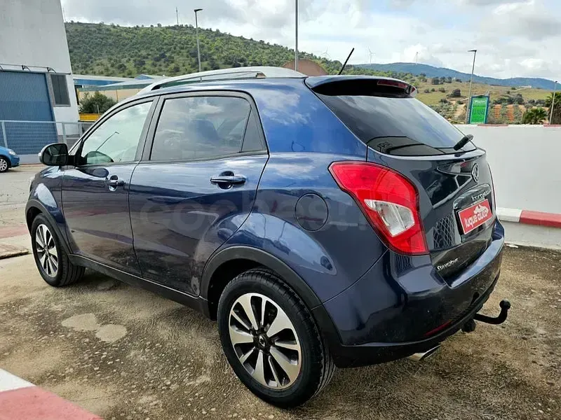 Usado SsangYong Korando Limited 149 CV (109 kW) 2014 Azul SUV