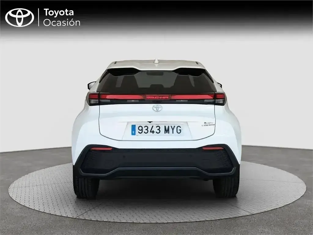 Usado Toyota C-HR Advance 140 CV (102 kW) 2025 Blanco SUV