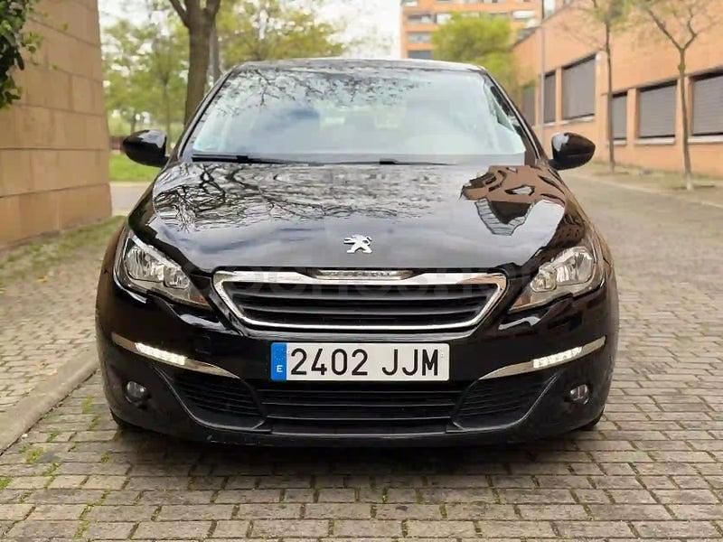 Usado Peugeot 308 Active 120 CV (88 kW) 2015 Azul Berlina