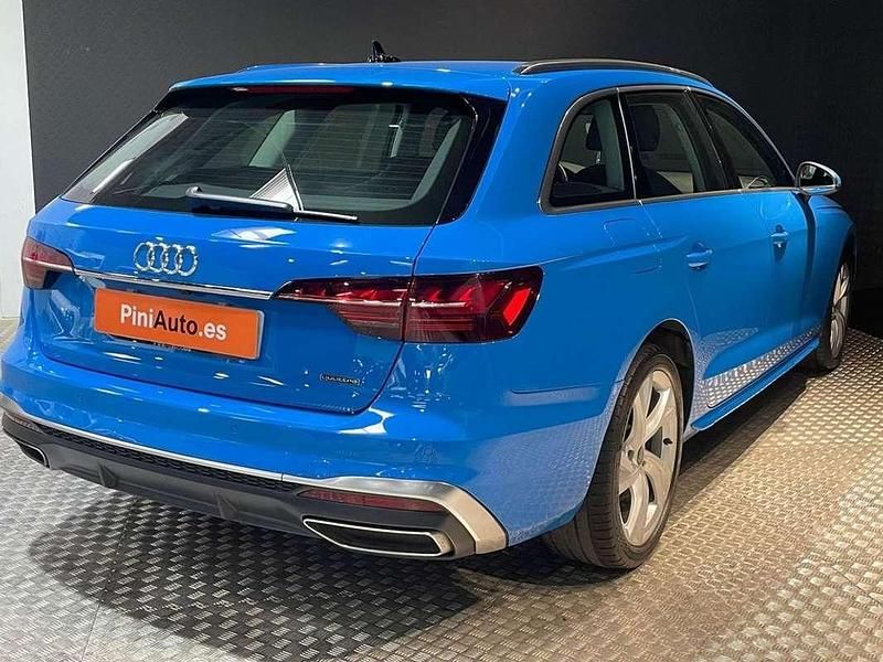 Usado Audi A4 S-Line 204 CV (150 kW) 2020 Azul Familiar