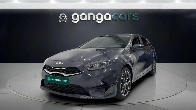 Gris Usado 2022 Kia Ceed Utilitario | 13.990 € (Buen precio) - Imagen 1/3