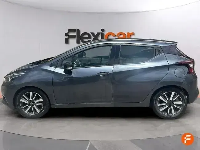 Usado Nissan Micra S 90 CV (66 kW) 2018 Gris Utilitario