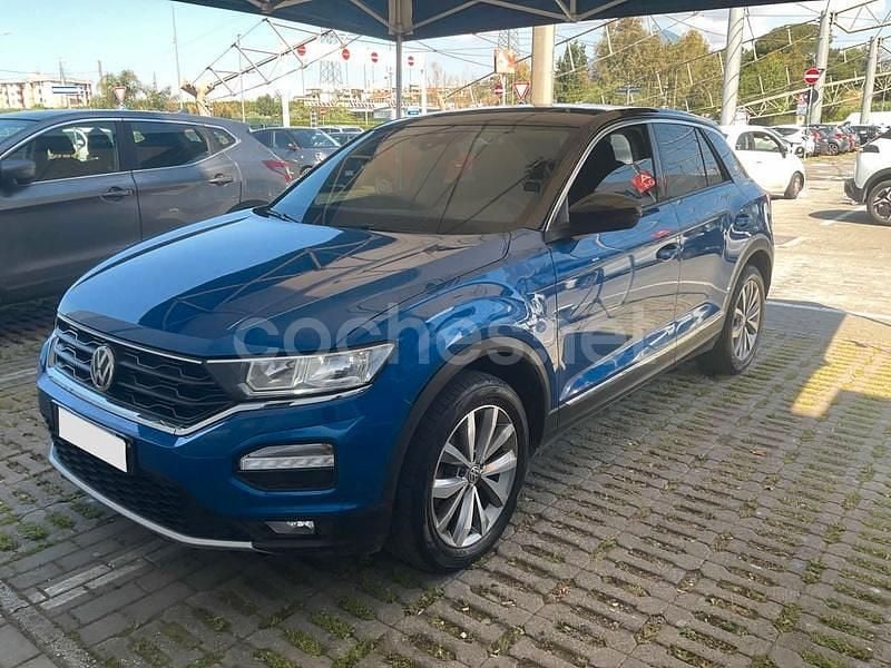 Azul Usado 2019 VW T-Roc Advance SUV | 19.999 € (Buen precio) - Imagen 1/4