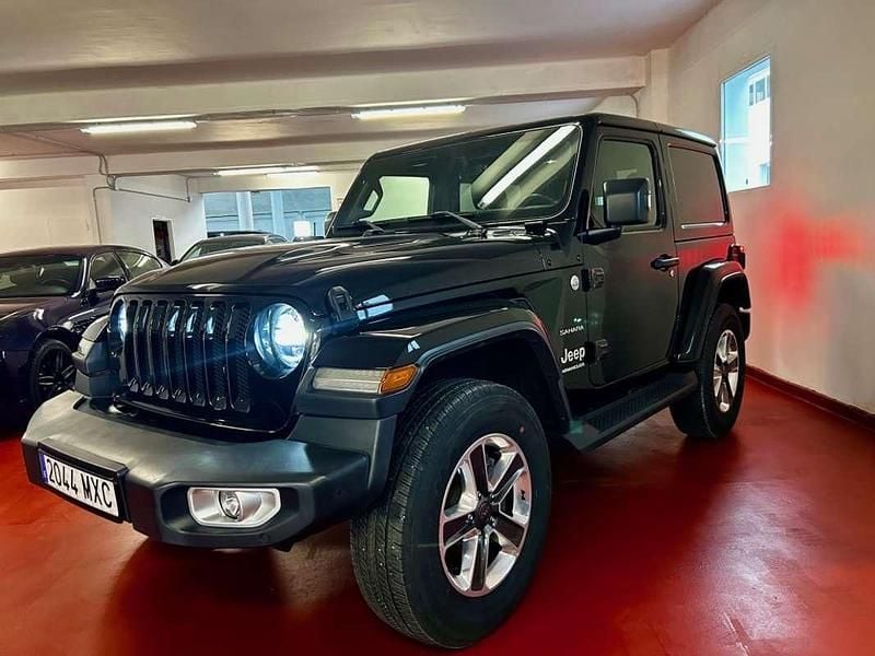 Usado Jeep Wrangler Sahara 200 CV (147 kW) 2019 Negro SUV