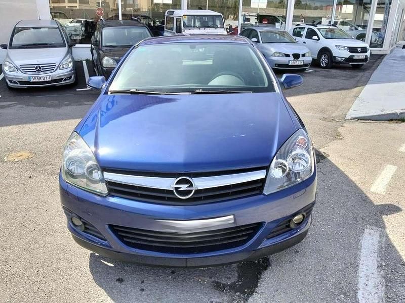 Usado Opel Astra GTC Enjoy 99 CV (72 kW) 2007 Azul Utilitario