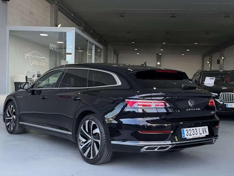 Usado VW Arteon R-line 150 CV (110 kW) 2022 Negro Familiar