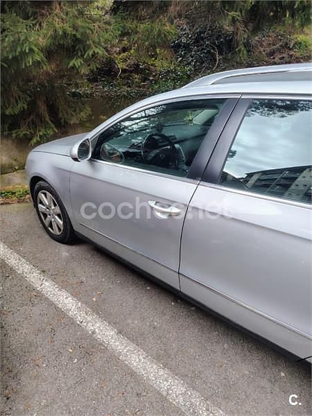 Usado VW Passat Advance 140 CV (102 kW) 2006 Gris / plata Familiar