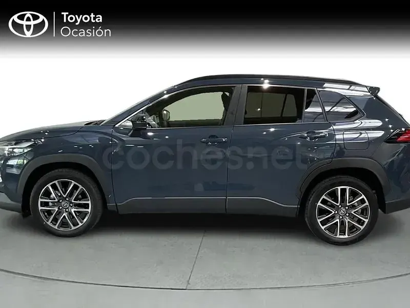 Usado Toyota Corolla Cross Style 178 CV (130 kW) 2025 Gris / plata SUV