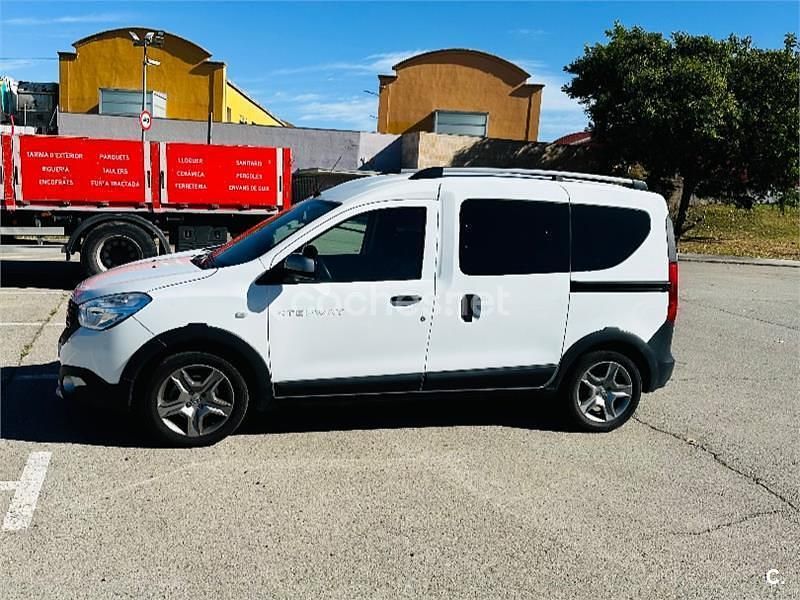 Blanco Usado 2020 Dacia Dokker Van | 14.990 € (Caro) - Imagen 1/4