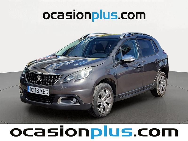 Usado Peugeot 2008 Style 100 CV (73 kW) 2017 Gris plata SUV