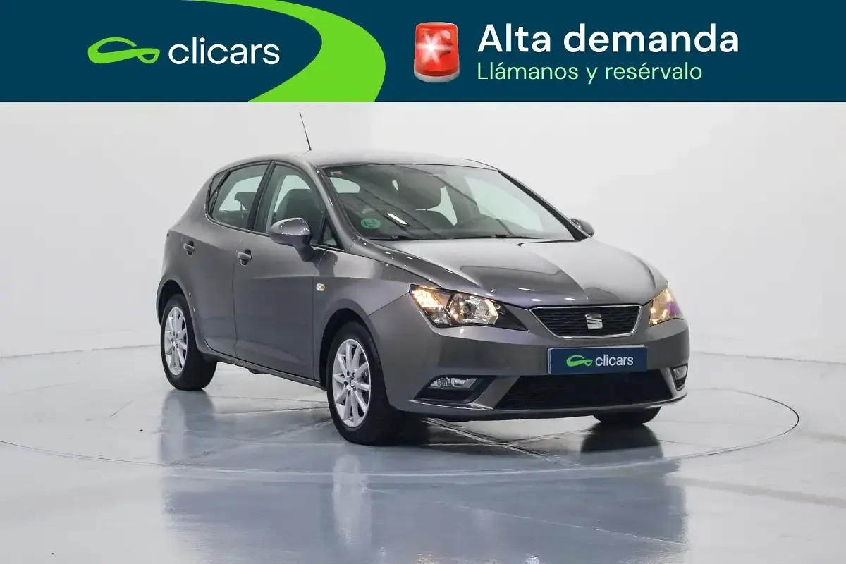 Usado Seat Ibiza Style 90 CV (66 kW) 2017 Gris / plata Berlina