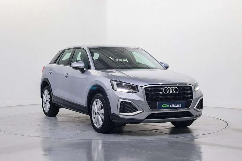 Usado Audi Q2 Advanced 150 HP (110 kW) 2022 Prateado SUV