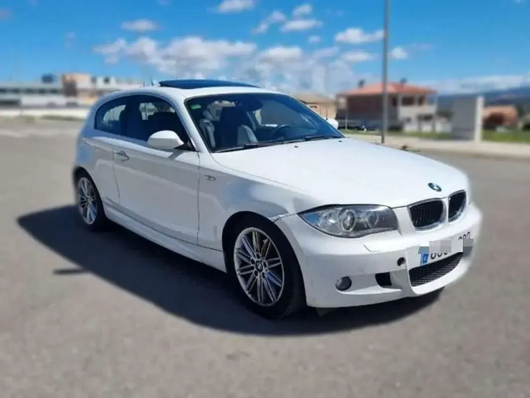 Usado BMW 118 143 CV (105 kW) 2008 Blanco Utilitario