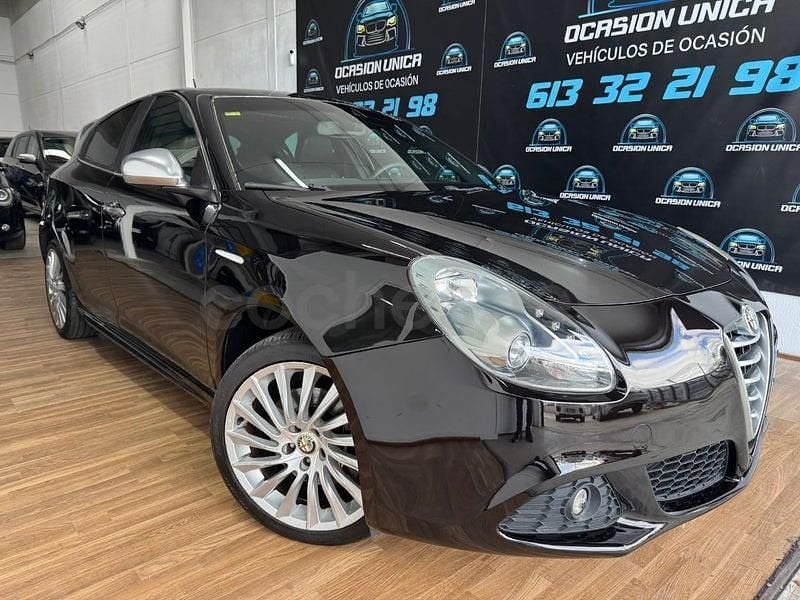 Usado Alfa Romeo Giulietta Distinctive 140 CV (102 kW) 2011 Negro Utilitario