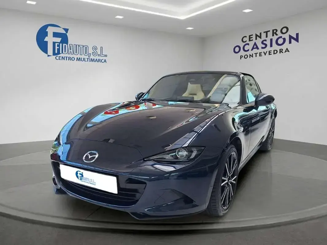 Usado Mazda MX5 Kazari 184 CV (135 kW) 2024 Azul Descapotable