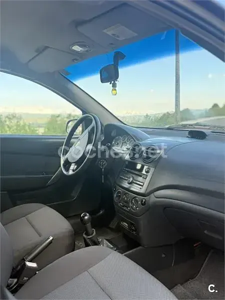 Usado Chevrolet Aveo LS 84 CV (61 kW) 2009 Gris / plata Berlina