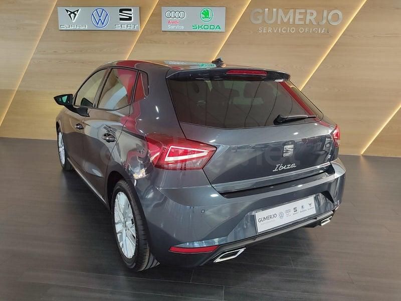 Usado Seat Ibiza FR 110 HP (80 kW) 2024 Cinzento Citadino