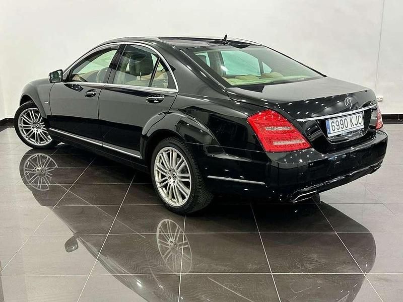Usado Mercedes S350 238 CV (175 kW) 2010 Negro Berlina