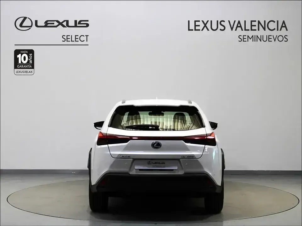 Usado Lexus UX 300e Business Edition 150 kW (204 CV) 2022 Blanco SUV