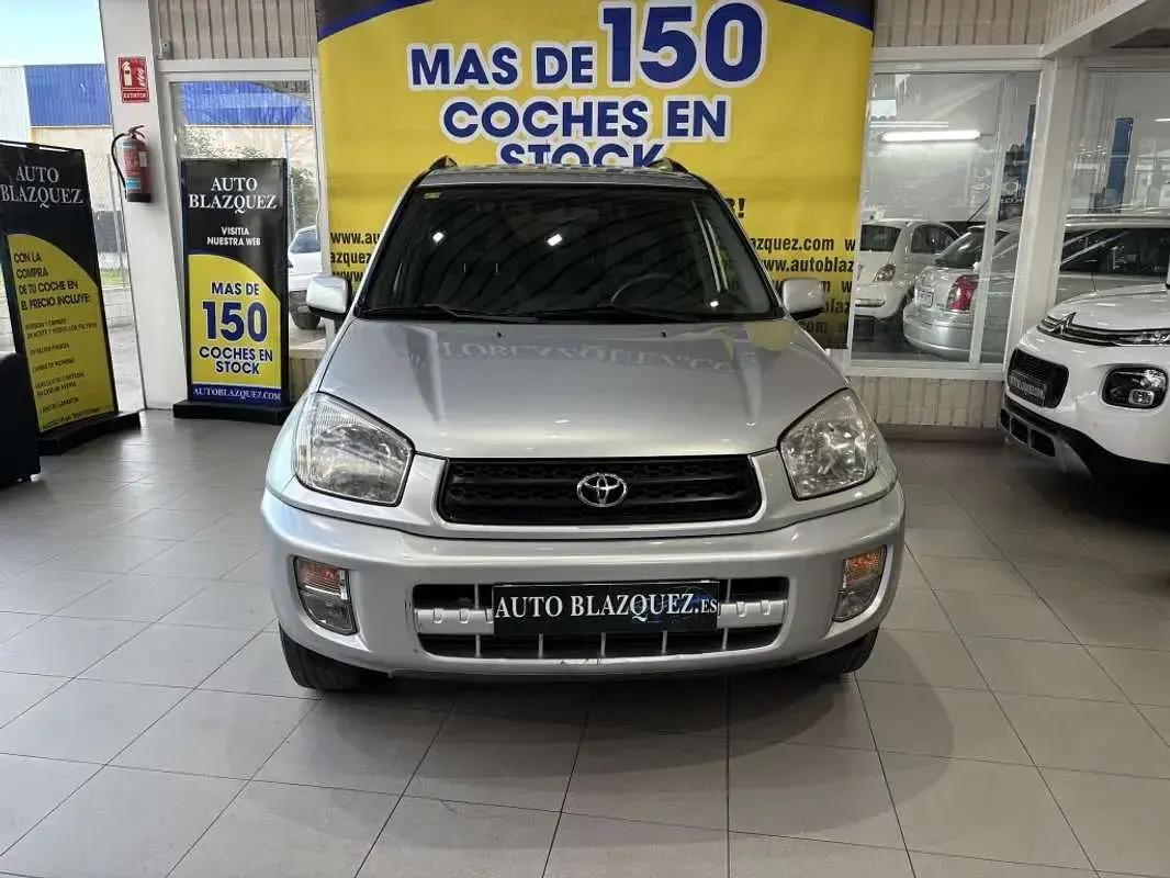 Usado Toyota RAV4 Luna 125 CV (91 kW) 2001 Plateado SUV