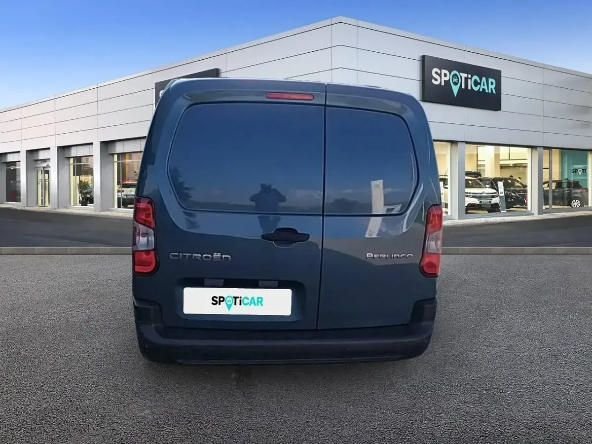 Usado Citroën Berlingo 102 CV (75 kW) 2024 Azul Monovolumen