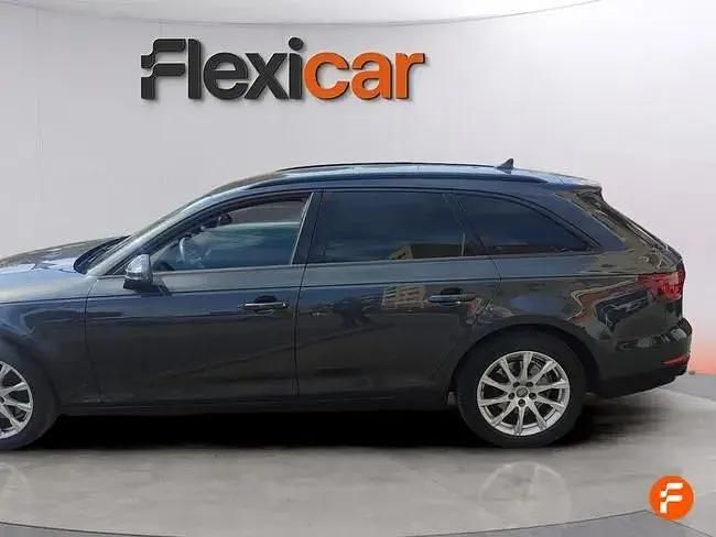 Usado Audi A4 150 HP (110 kW) 2018 Cinzento Carrinha