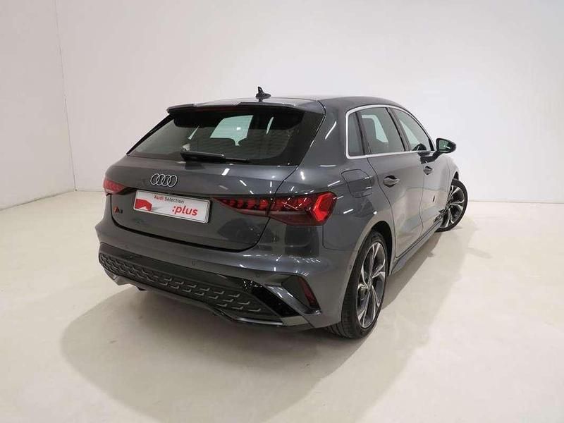Usado Audi A3 Sportback S-Line 150 CV (110 kW) 2025 Gris Utilitario