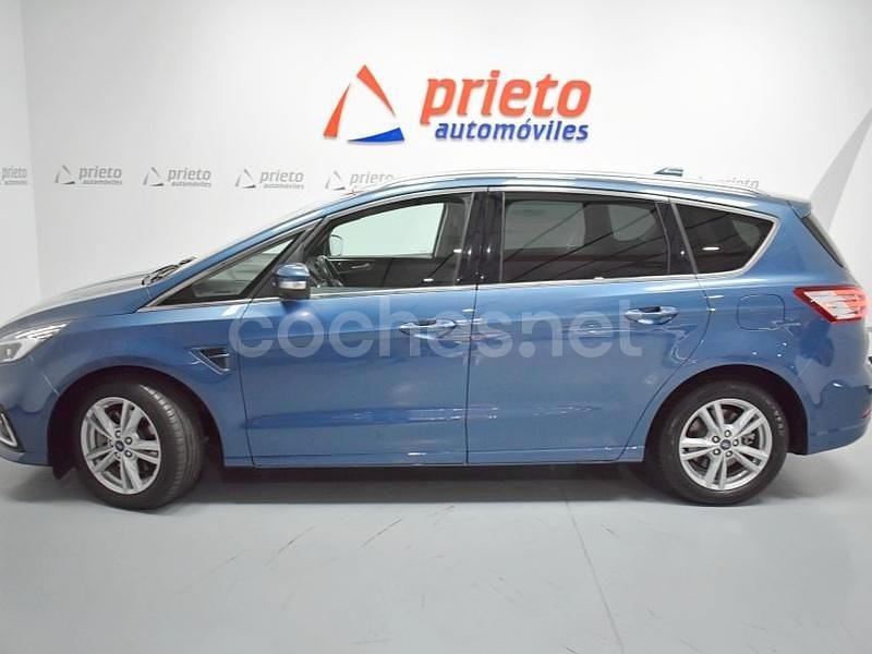 Begagnad Ford S-MAX Titanium 150 HK (110 kW) 2020 Blå Minibuss