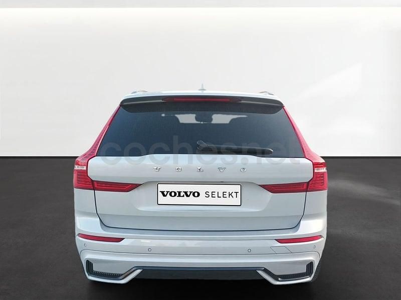 Usado Volvo XC60 R-Design 197 CV (144 kW) 2021 Gris / plata SUV